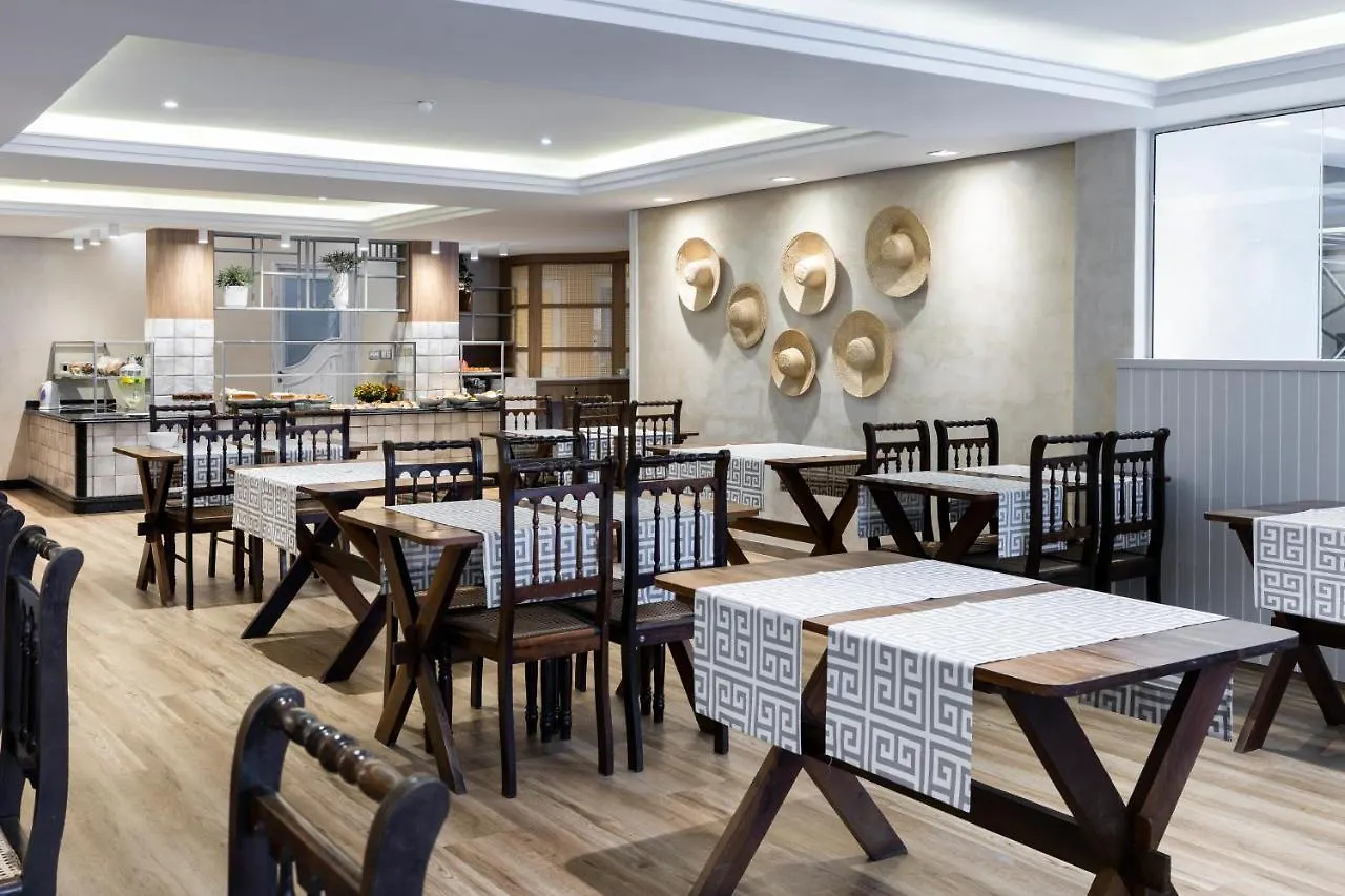 Balneário Camboriú H Hotel ברזיל