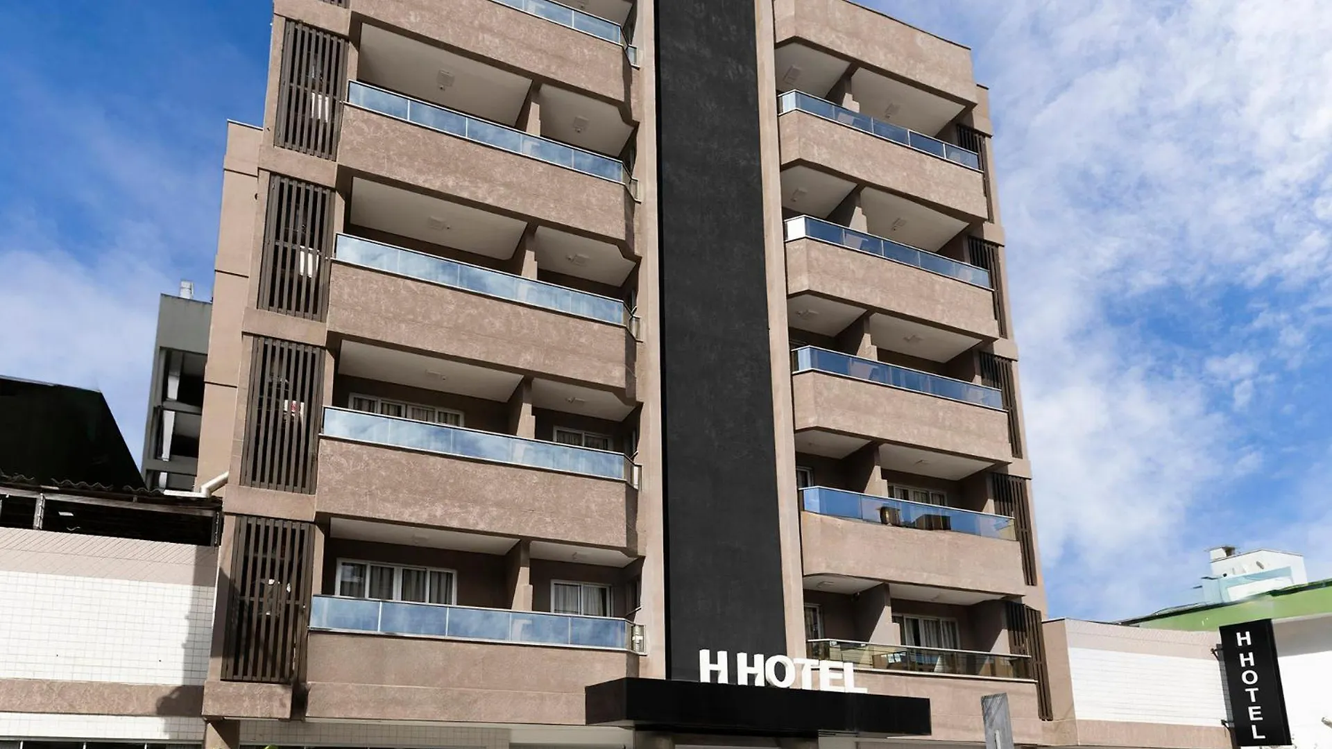 ***  Balneário Camboriú H Hotel ברזיל